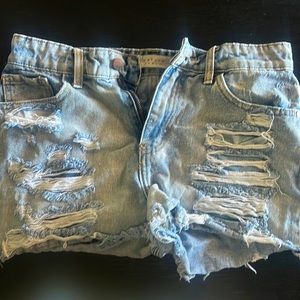 Tipped denim shorts size M